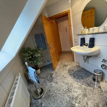 Gemütliche Dachgeschosswohnung Mit Balkon Lenzkirch